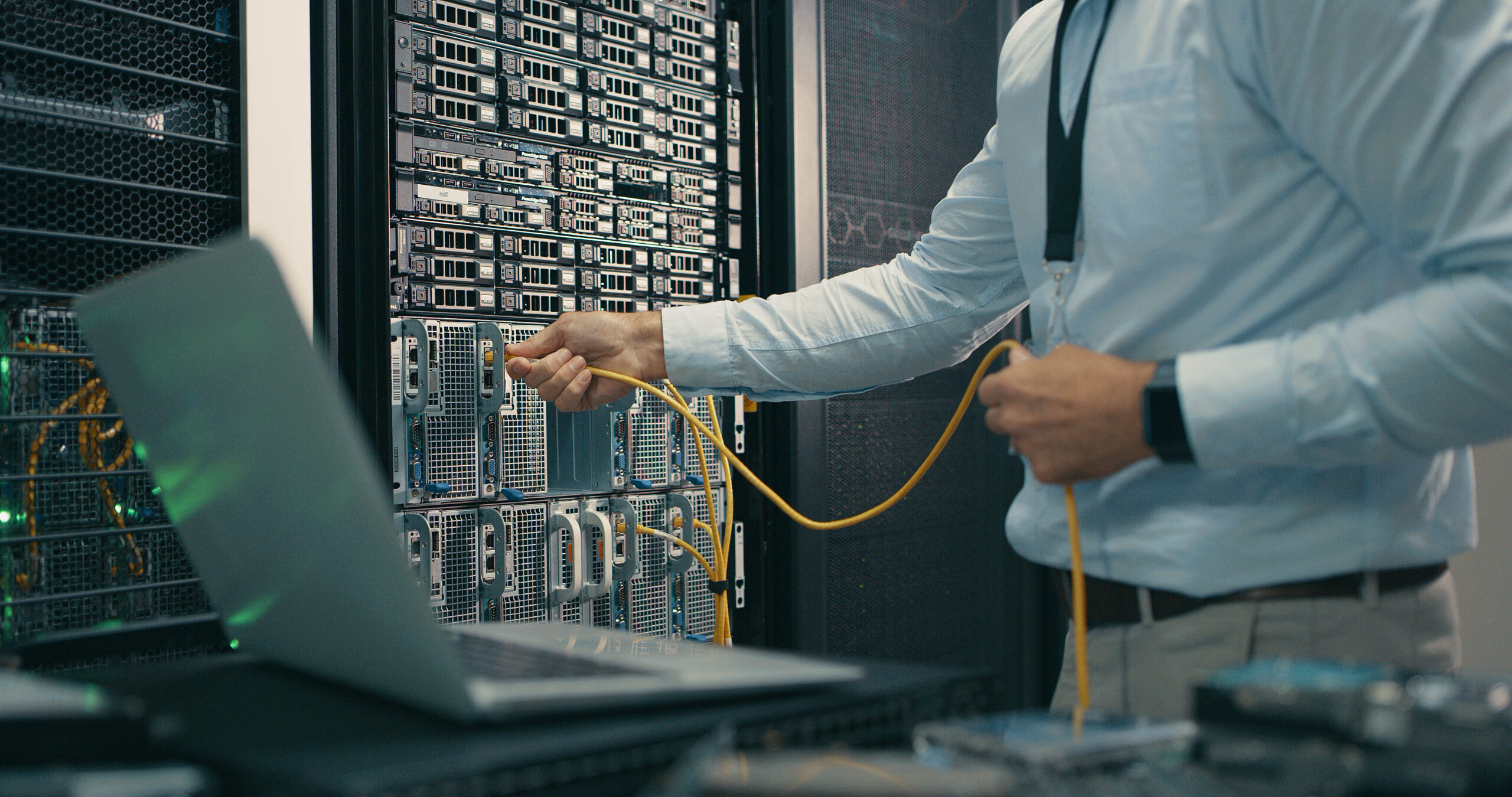 prevent downtime in data centre